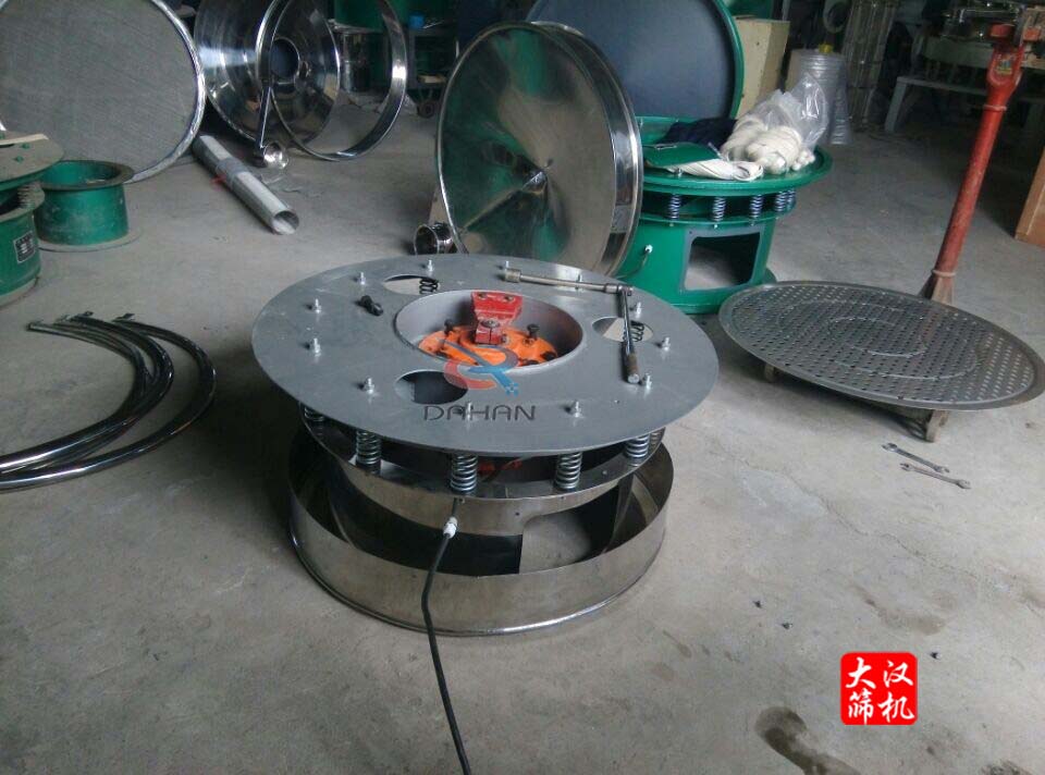 振动电机放入三次元妖精视频网站入口底桶