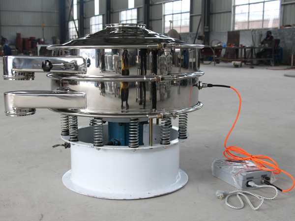 超声波旋振筛加装超声波换能器实现超细物料的筛分与除杂。
